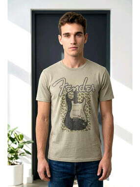 Fender Men's Stratocaster Leopard Graphic T-Shirt sz Large